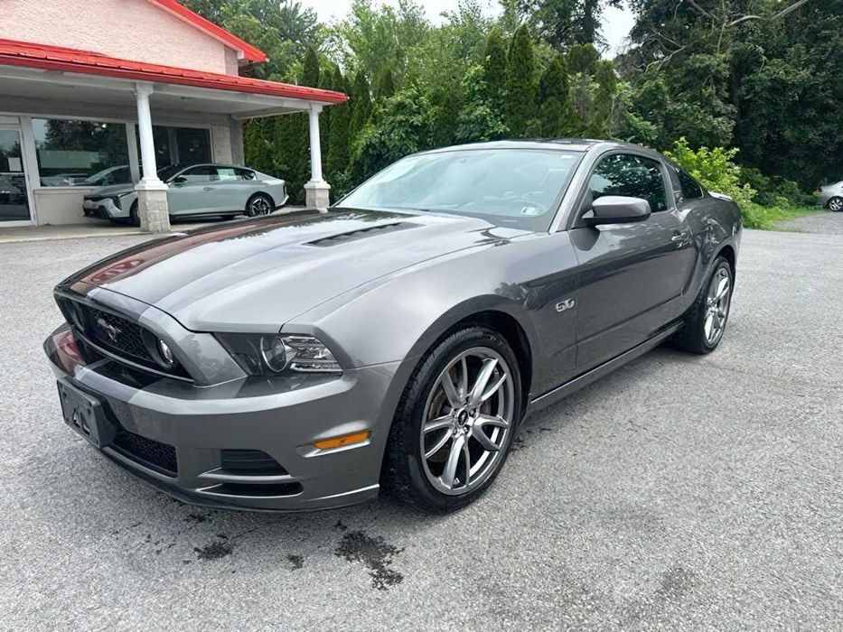 Ford Mustang      2014