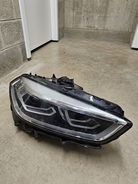 BMW 1 III F40 19-24 Lampa Prawa Przód Przednia Full LED  9482808