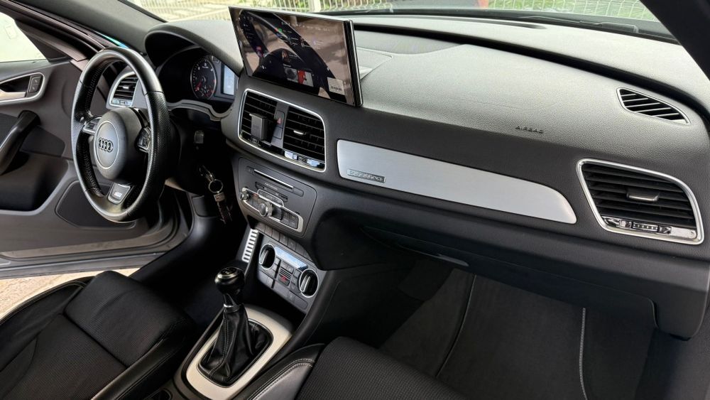 Audi Q3  2.0 TDI quattro S-line