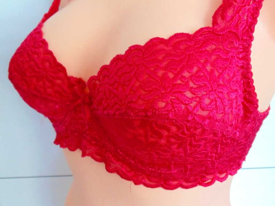 C&A Canda modelujący haftowany biustonosz damski 80C