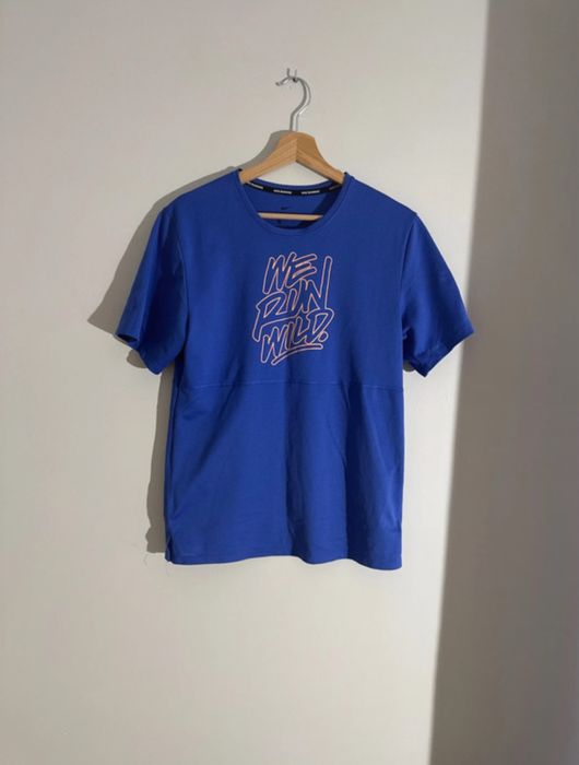 Koszulka nike „We run wild”