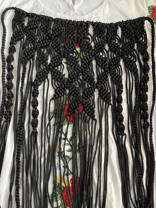 Припинда, етно пояс чорного коляру, плетиний пося макраме