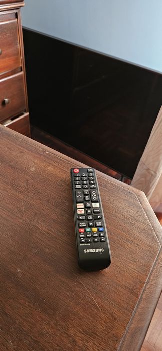 TV Samsung 43" funcional