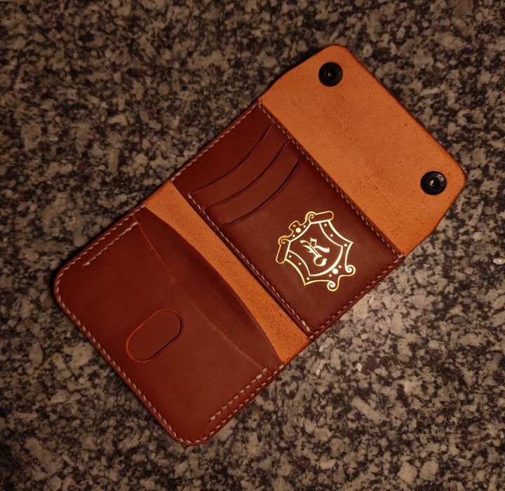 Мінімалістичний шкіряний гаманець ручної роботи