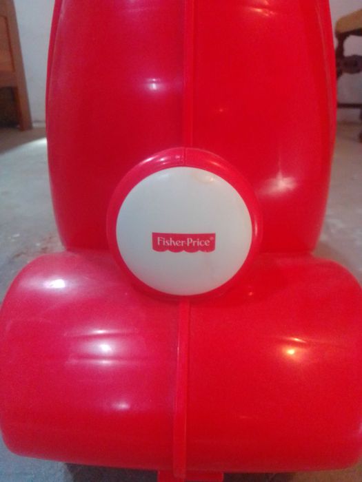 Vendo mota de criança Fisherprice estilo vespa