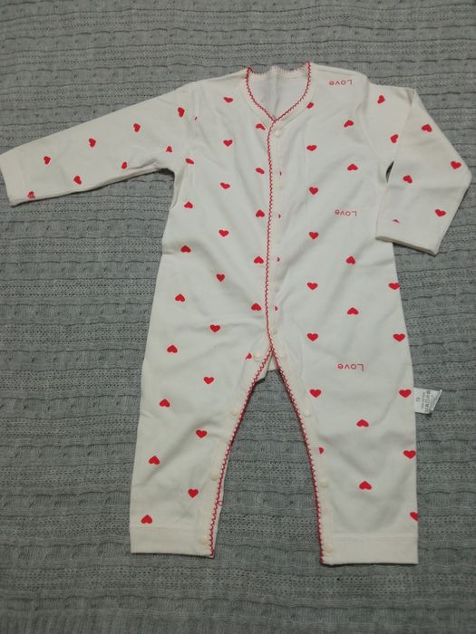 Чоловічок новий  бавовняний на дівчинку 74