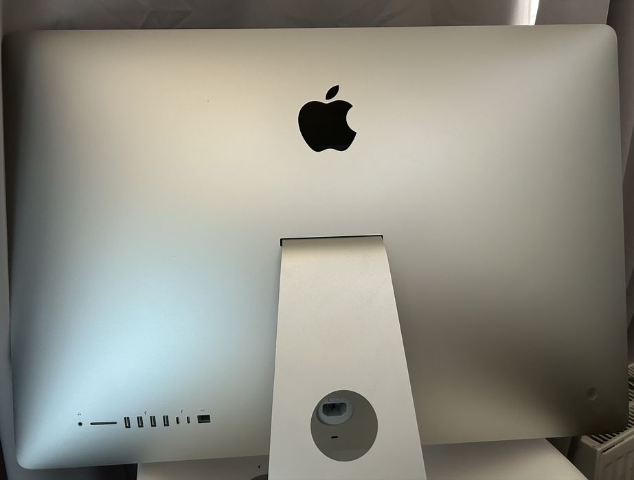 Apple iMac 19.1 i5 3,7GHz/32GB/2TB SSD/Radeon Pro 580X 8GB