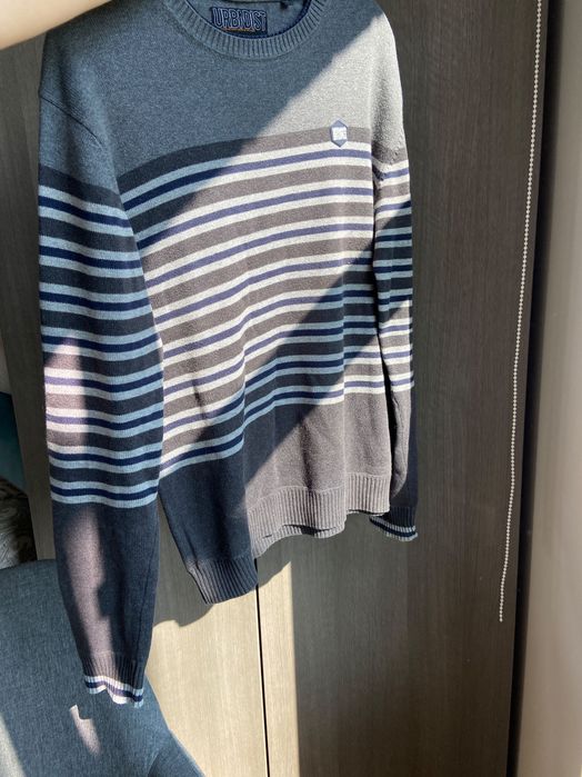 Sweter Urban District L