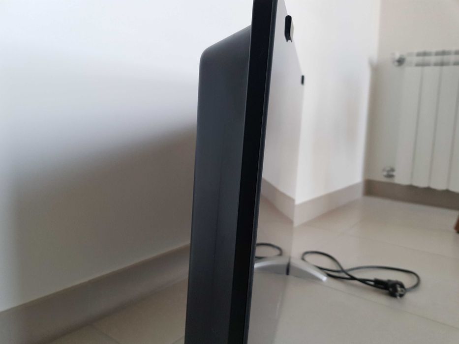 Aquecedor Convector: design moderno, temporizador,  protector térmico.