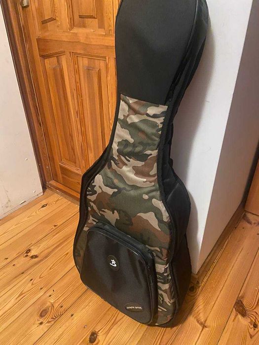 Gitara MARRIS+ futerał na gitarę jako prezent