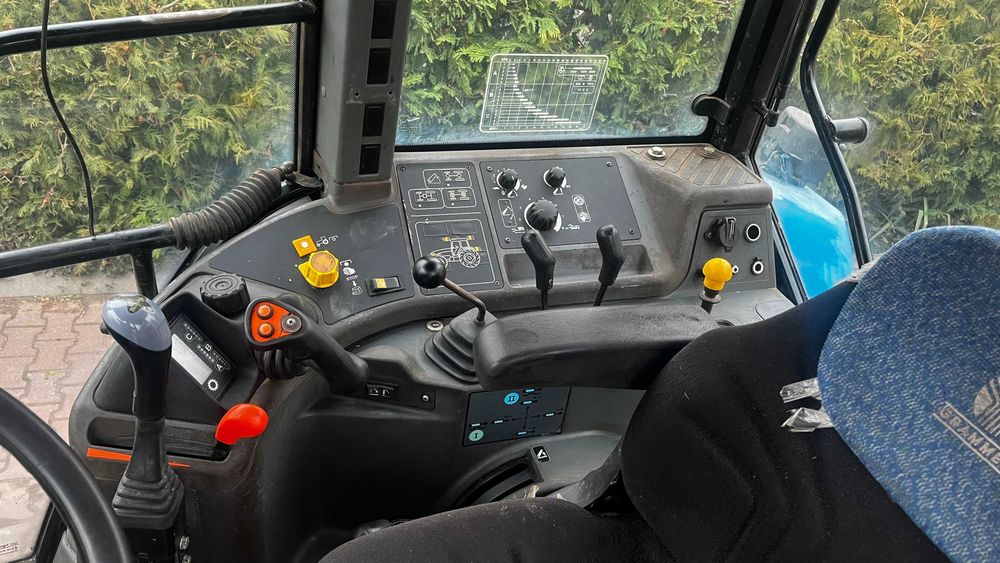 New Holland 8160 z TUREM