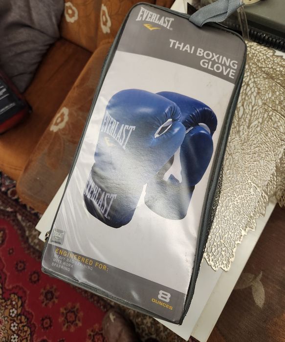 Rękawice bokserskie sprzedam