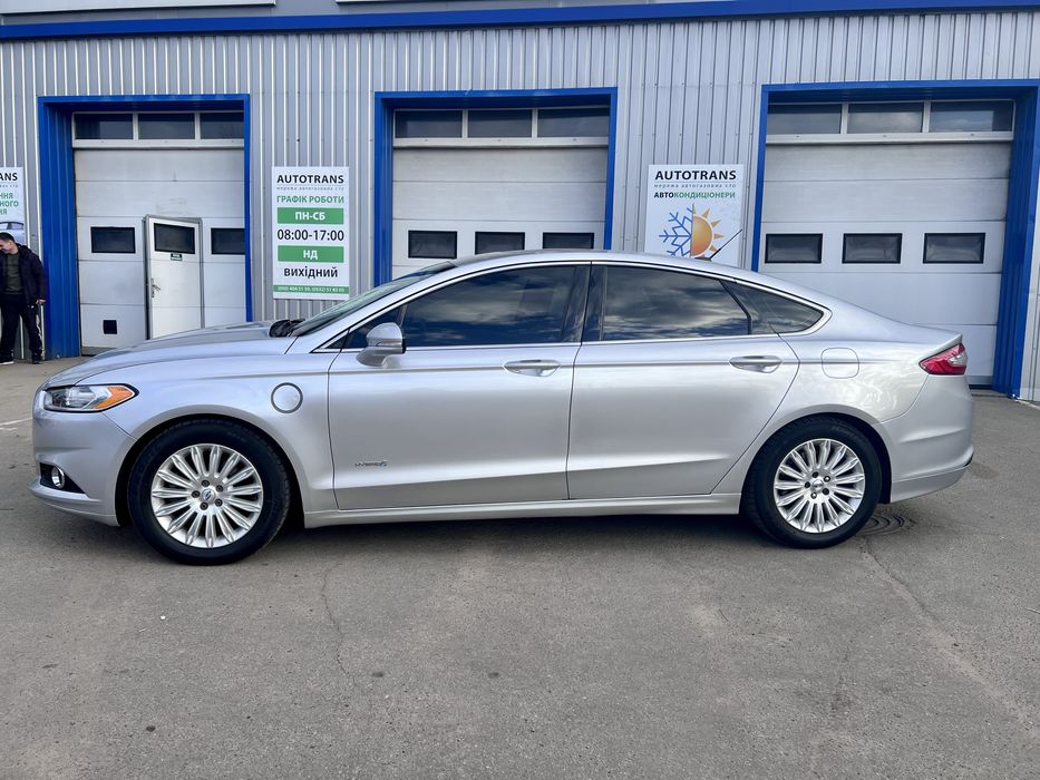 Продам Ford Fusion plug-in hybrid (Подзаряжаемый гибрид)