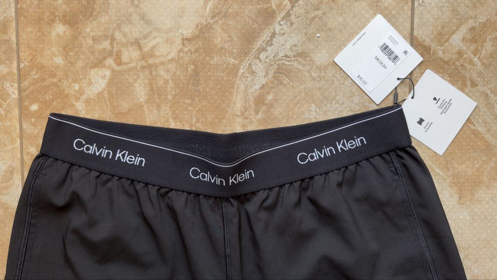 Шорти соловічі Calvin Klein Modern Sport Woven Shorts