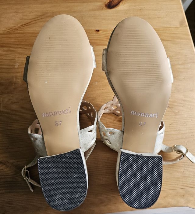 Buty zlote sandały na obcasie słupek r.37 MONNARI nowe