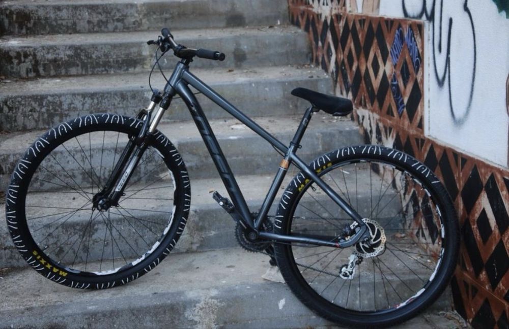 Bicicleta flame roda 29 excelente estado