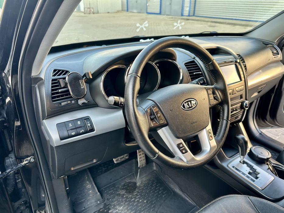 Kia Sorento 2011 VIN KNAKU814DC5197878 фото оголошення 15 з 23