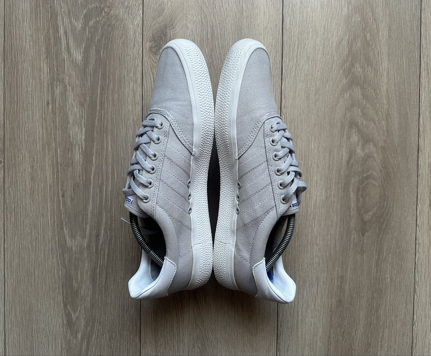 Кросівки кеди  adidas