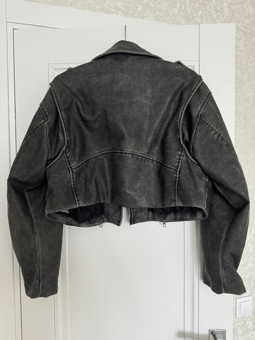 Продам косуху  Zara