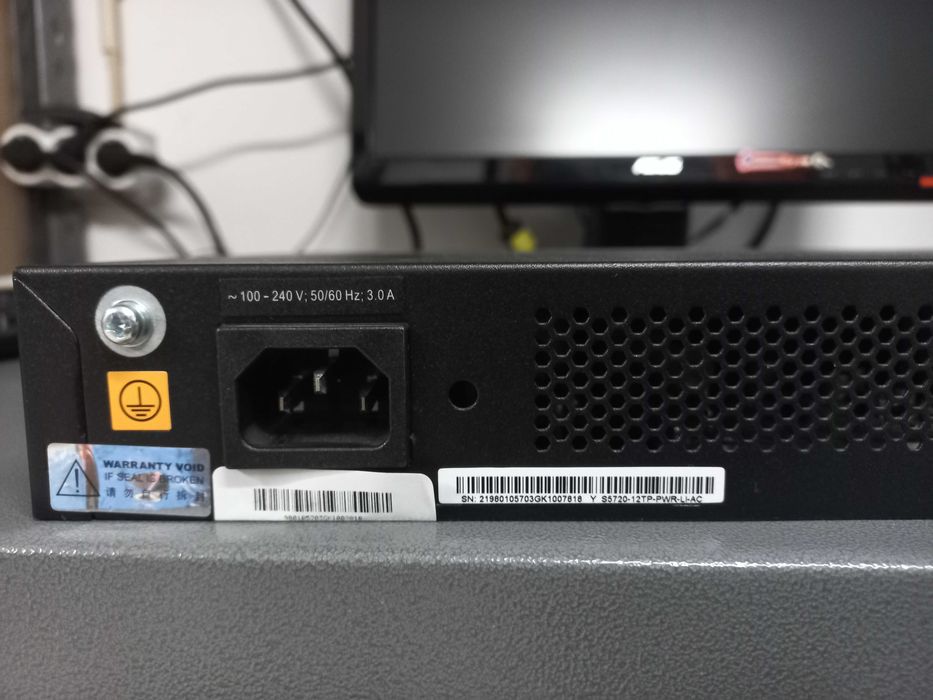 Huawei S5720-12TP-PWR-LI-AC Router64286300723715122
