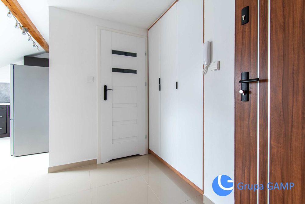 Studio z oddzielną kuchnią 34m2 *Mistrzejowice* klima