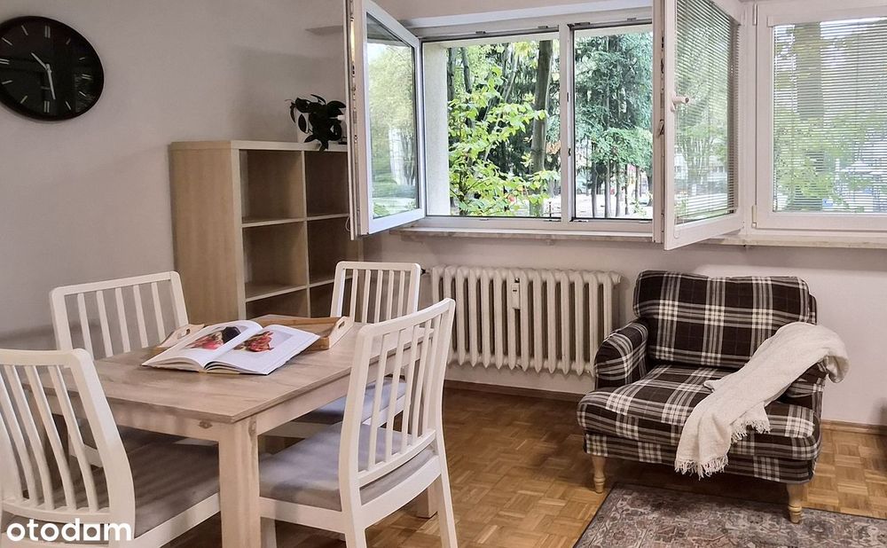 Ciche 2 pokoje po remoncie przy Polu Mokotowskim