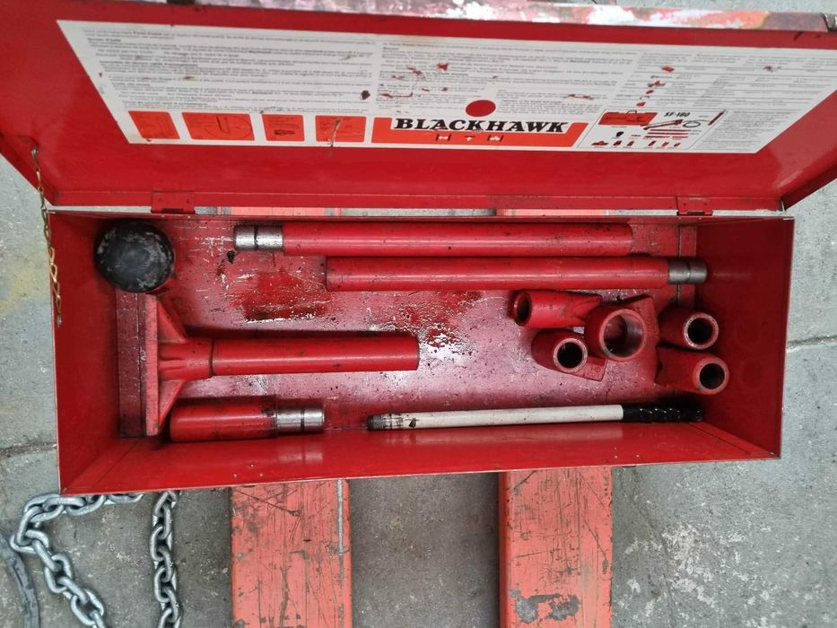 ROZPIERAK hydrauliczny 10t Blackhawk  10000psi 700kg/cm2