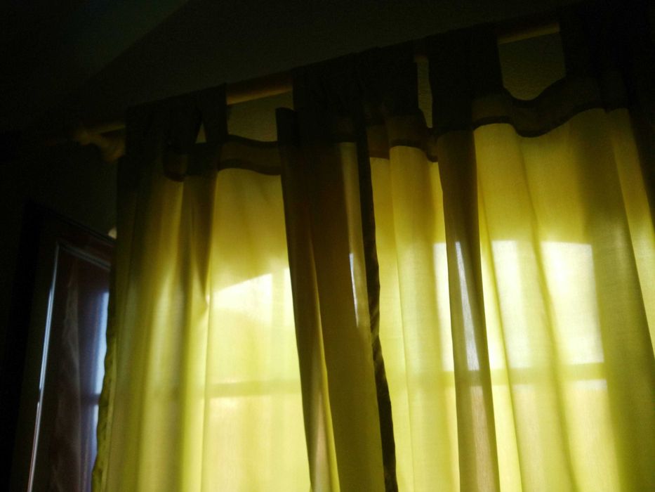 Par de cortinas verde claro