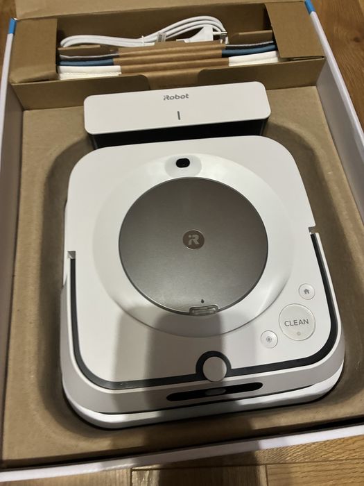Robot roomba jet 6