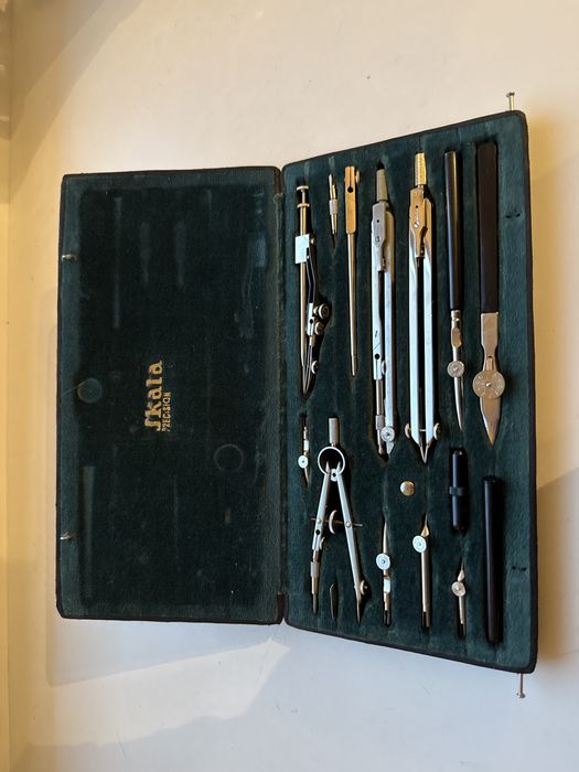 Zestaw kreślarski skala precision nowy, nieużywany