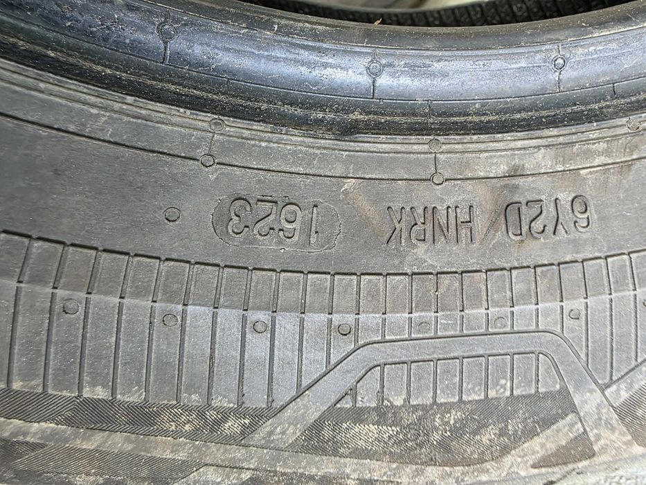 Opony letnie 225/65/16C Continental 2023r