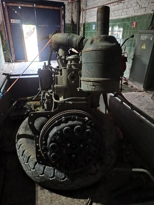 Двигун МТЗ 82 з екскаватора