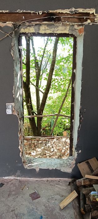 Продам гараж біля тойота з двориком