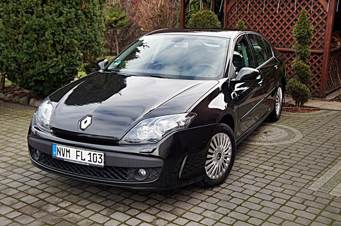 Renault Laguna z niemiec po opłatach  2,0- navi, xenon-  ZADBANA
