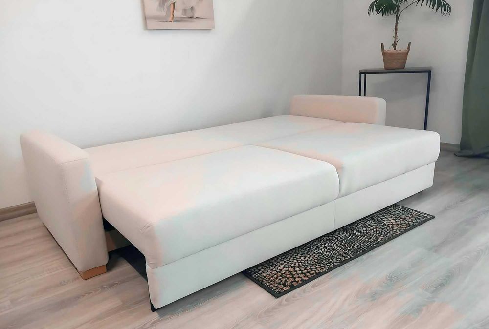 Kanapa Senator w beżowych odcieniach