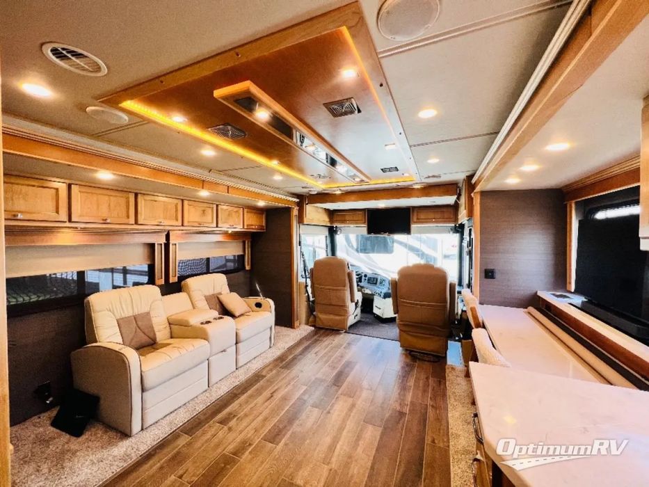 Tiffin Allegro Red 360 - Kamper USA