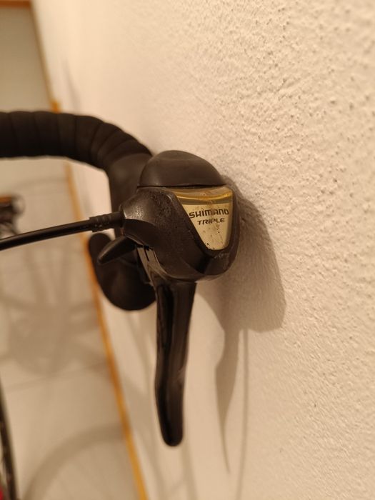 Bicicleta de Estrada, BTWIN Modelo Triban 3, Optimo para iniciantes.