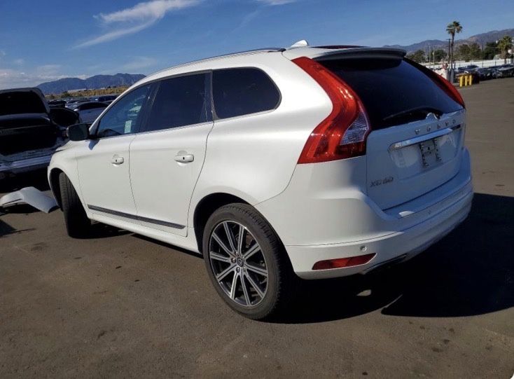 Volvo xc60 2016 2.0