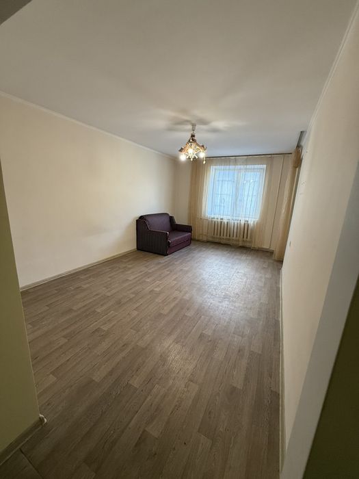 Продам квартиру в центрі міста