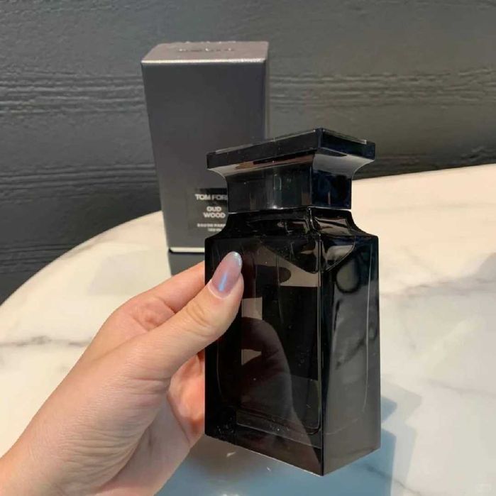 TOM FORD oud wood perfumy 100ML