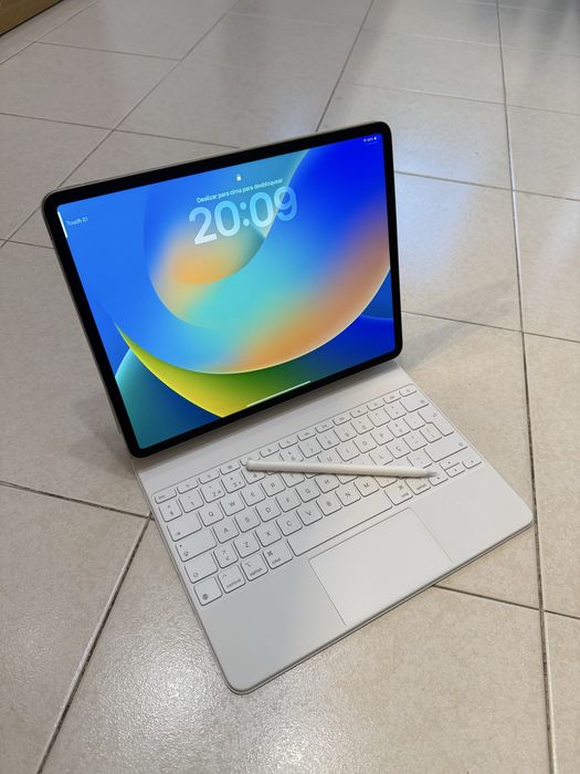 iPad Air M3 13” 256GB + Pencil + Teclado