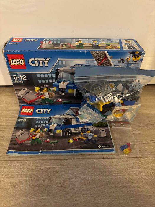 Lego city 60142.