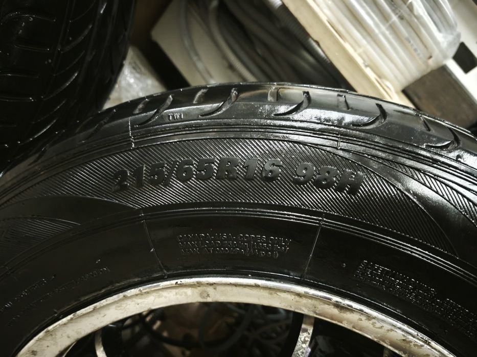 Продажа легкосплавних дисків з літньою  резиною R16 215/65 (розболтовка 5*120) ЕТ40