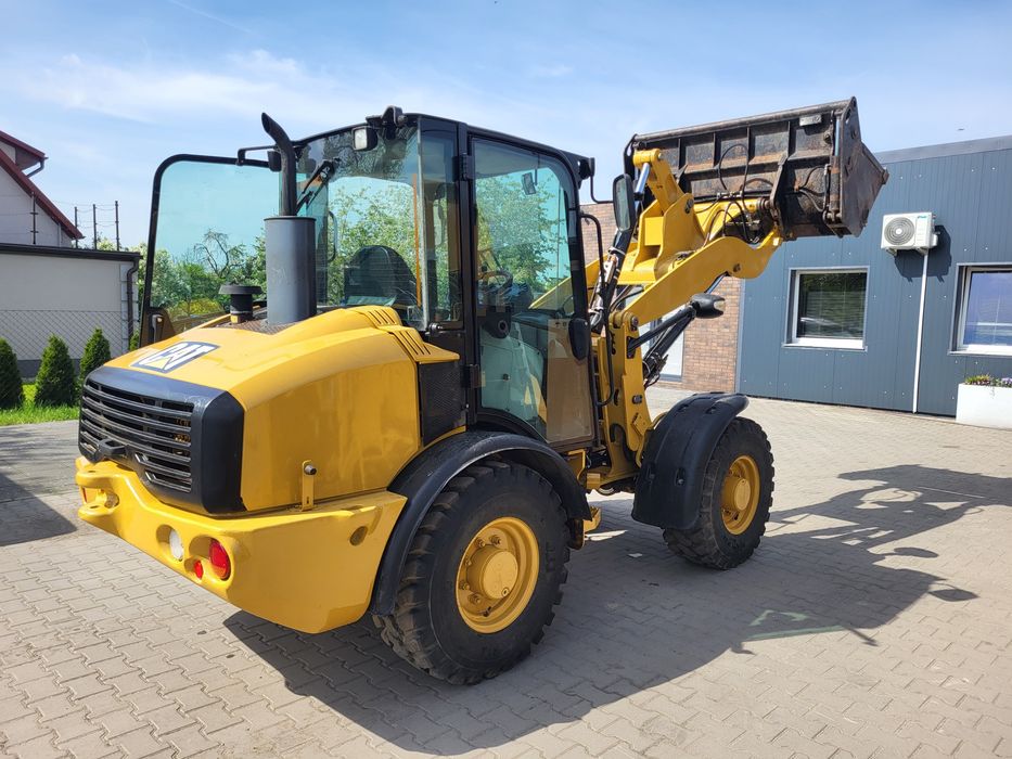 Ładowarka CAT 906