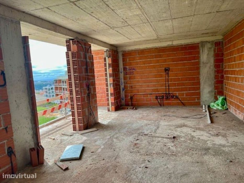 Prédio Novo na Paradela