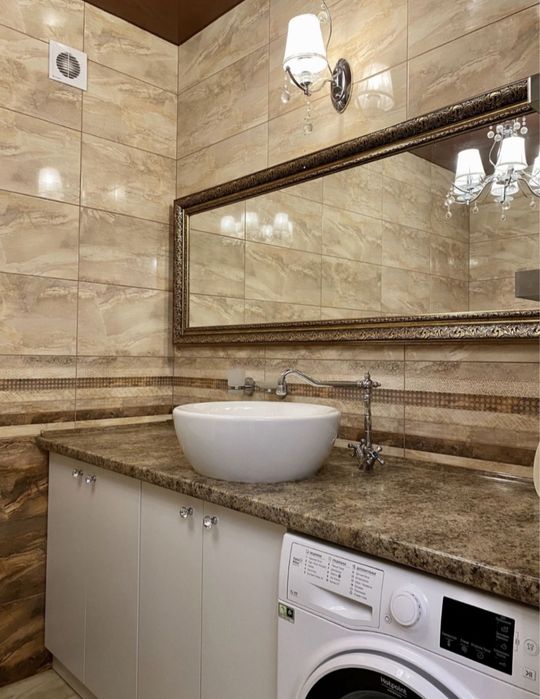 3-кімнатна, 2-рівнева на Щасливому.  ВЕЛИКА 120м2.Дизайнерськи ремонт