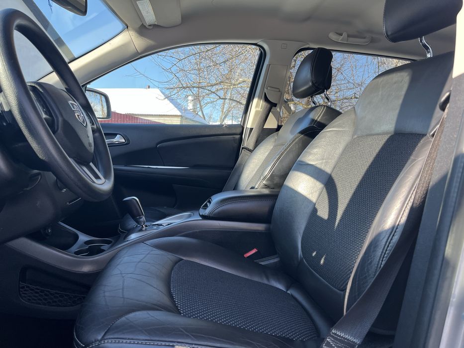 Продам додж джорни