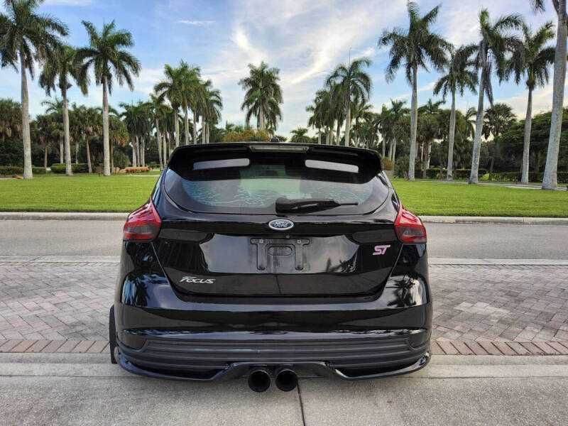 2016 Ford Focus ST
