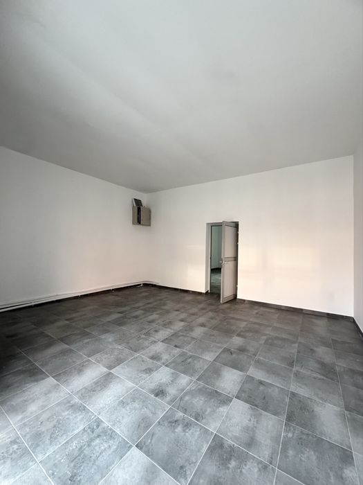 Оренда приміщення 72м² на Краківському ринку