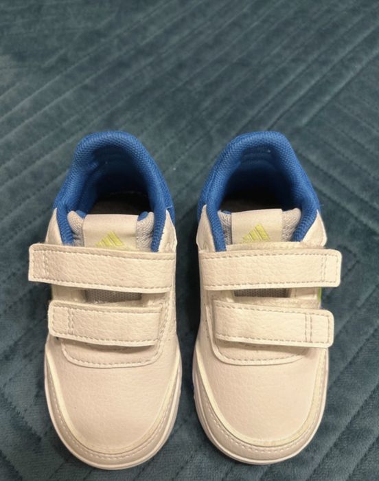 Nowe Adidasy dla chłopca